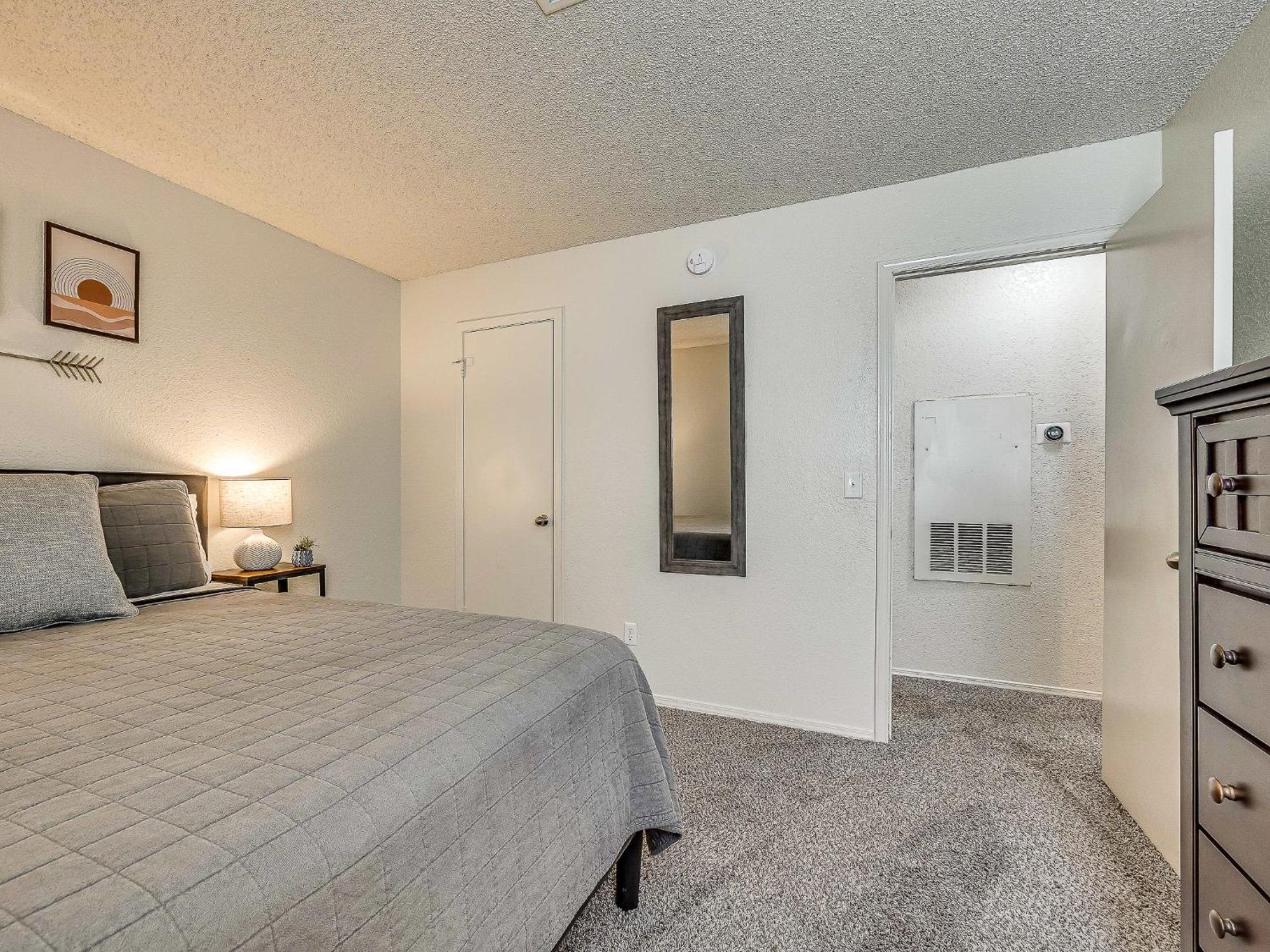 Ou Sooner, Pool & Gym, Bbq, Netflix, 100Mb Internet, Lg Washer & Dryer, Close To Ou! Norman Zewnętrze zdjęcie